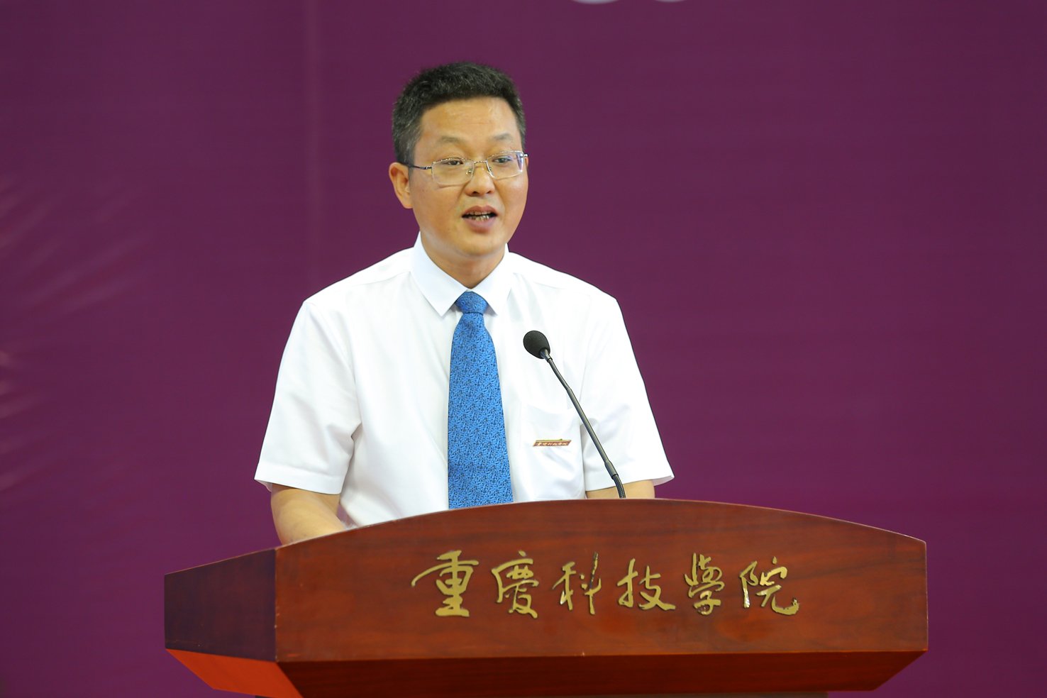 副校长吴松