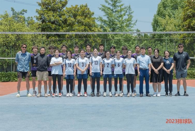 愿勇气毅力团结伴随同学们一生